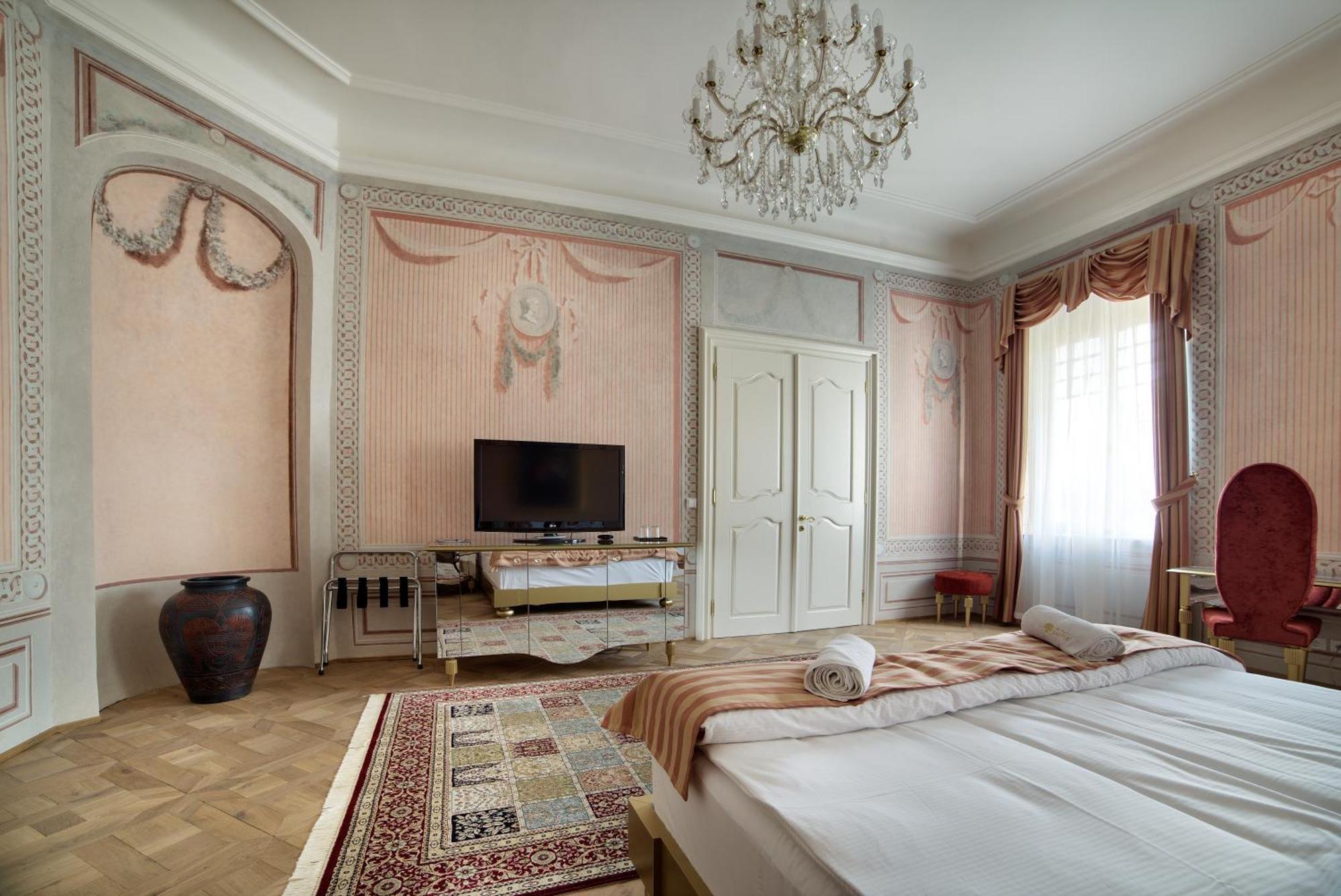 Art Hotel Kastiel Tomášov 部屋 写真